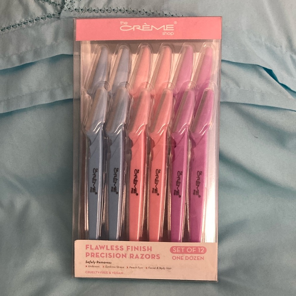 SOLD…The Crème Shop Flawless Finish Precision Face Razors. NWOT. Set of 12.